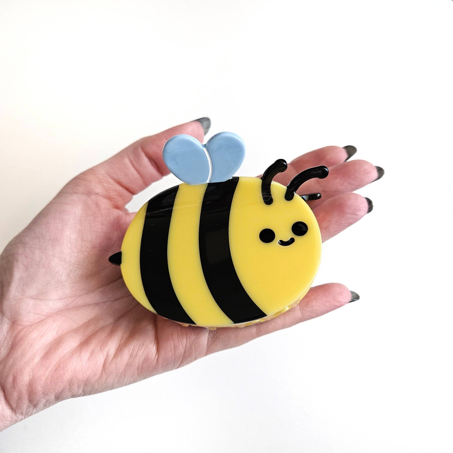 Fat Lil Bee Claw Clip