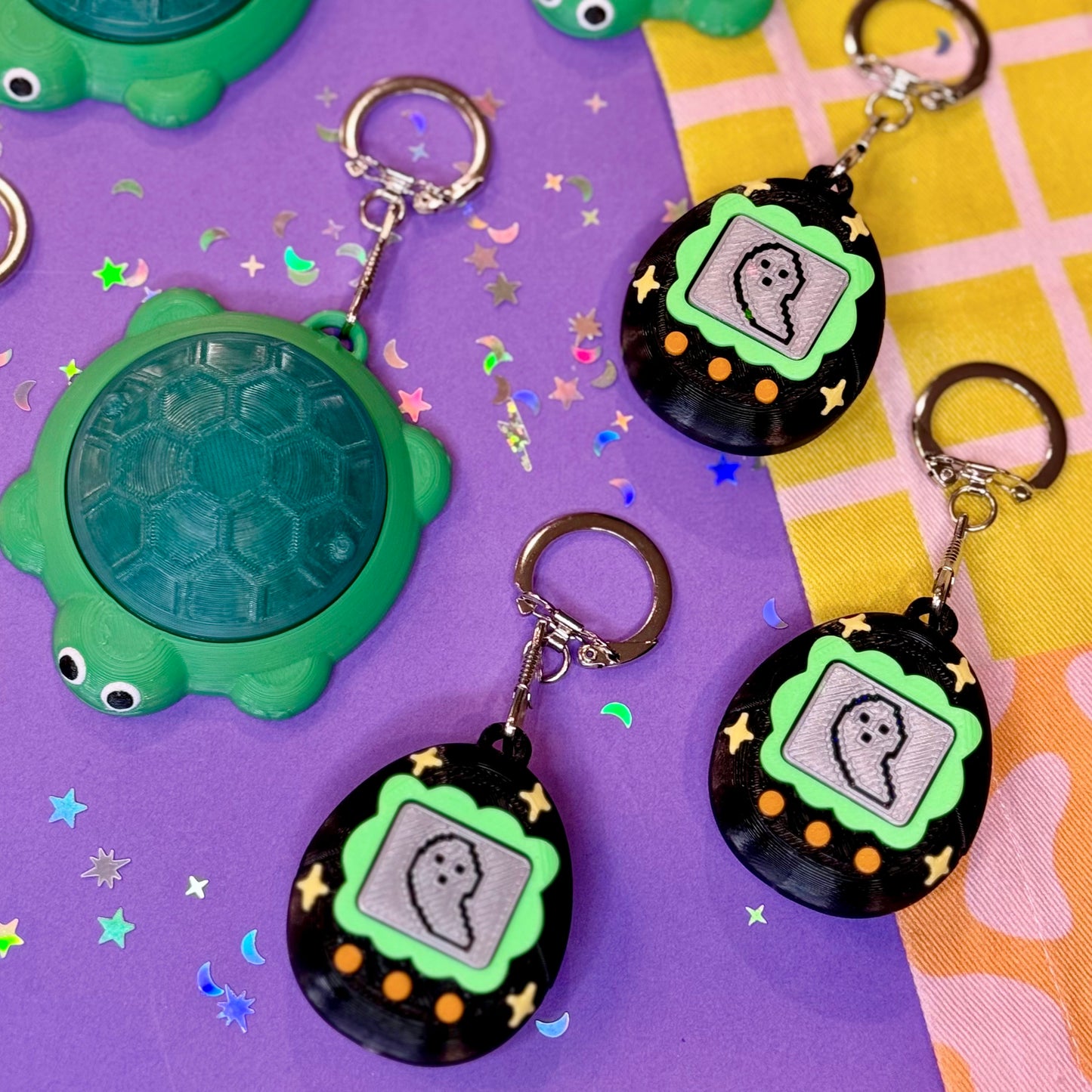 Digital Pet Ghostie Fidget Clicker Keychain