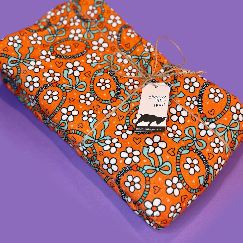 Taylor Swift Showgirl Friendship Bracelets Blanket (Orange)