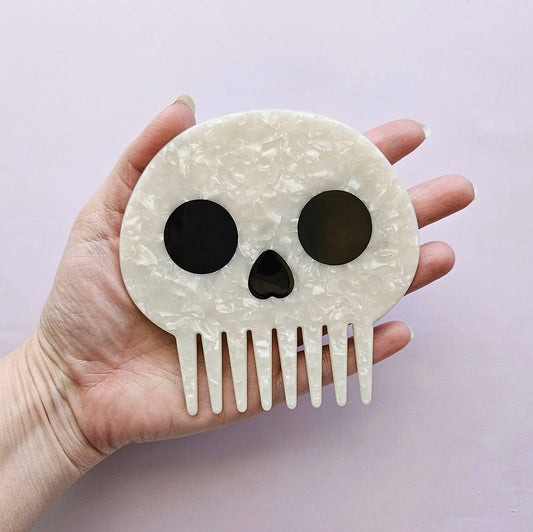 Skull Comb