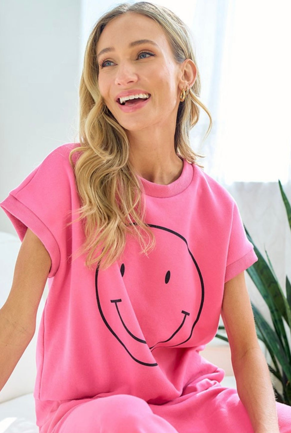 Smiley Short Sleeve Sweatshirt (S M L 1X 2X 3X)