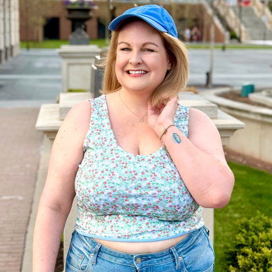Plus Size Reversible Crop Top: Strawberry / Cornflower Blue