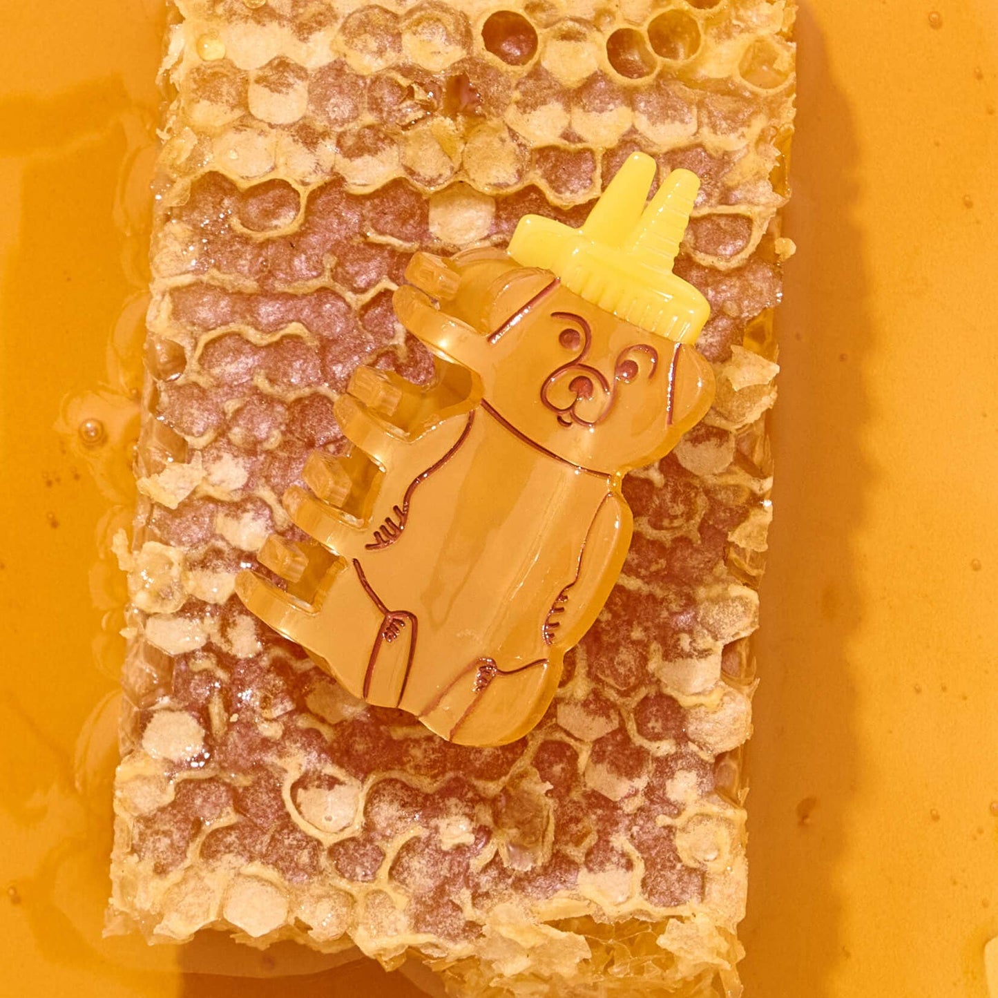 Mini Honey Bear Claw Clip