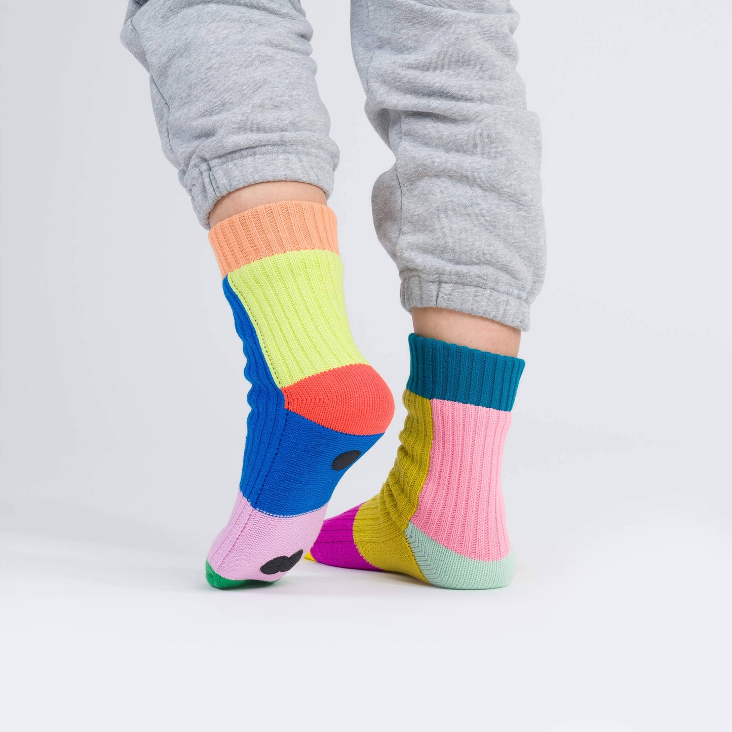 Mismatch House Socks (Rainbow)
