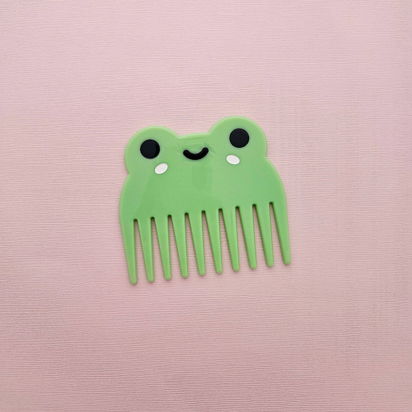 Froggy Comb