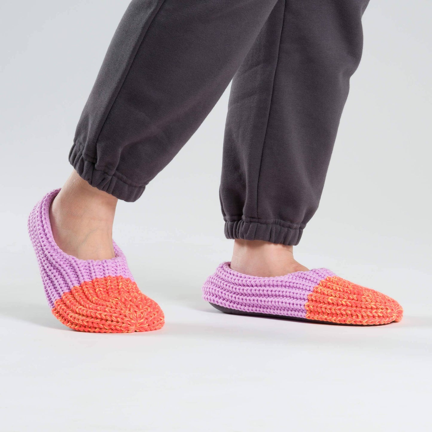 Fleece-Lined Colorblock Knit Slippers