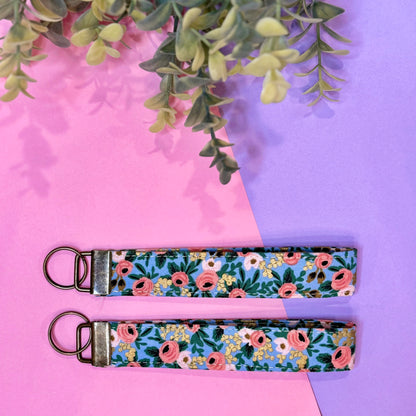 Wristlet Keychain: Dainty Floral