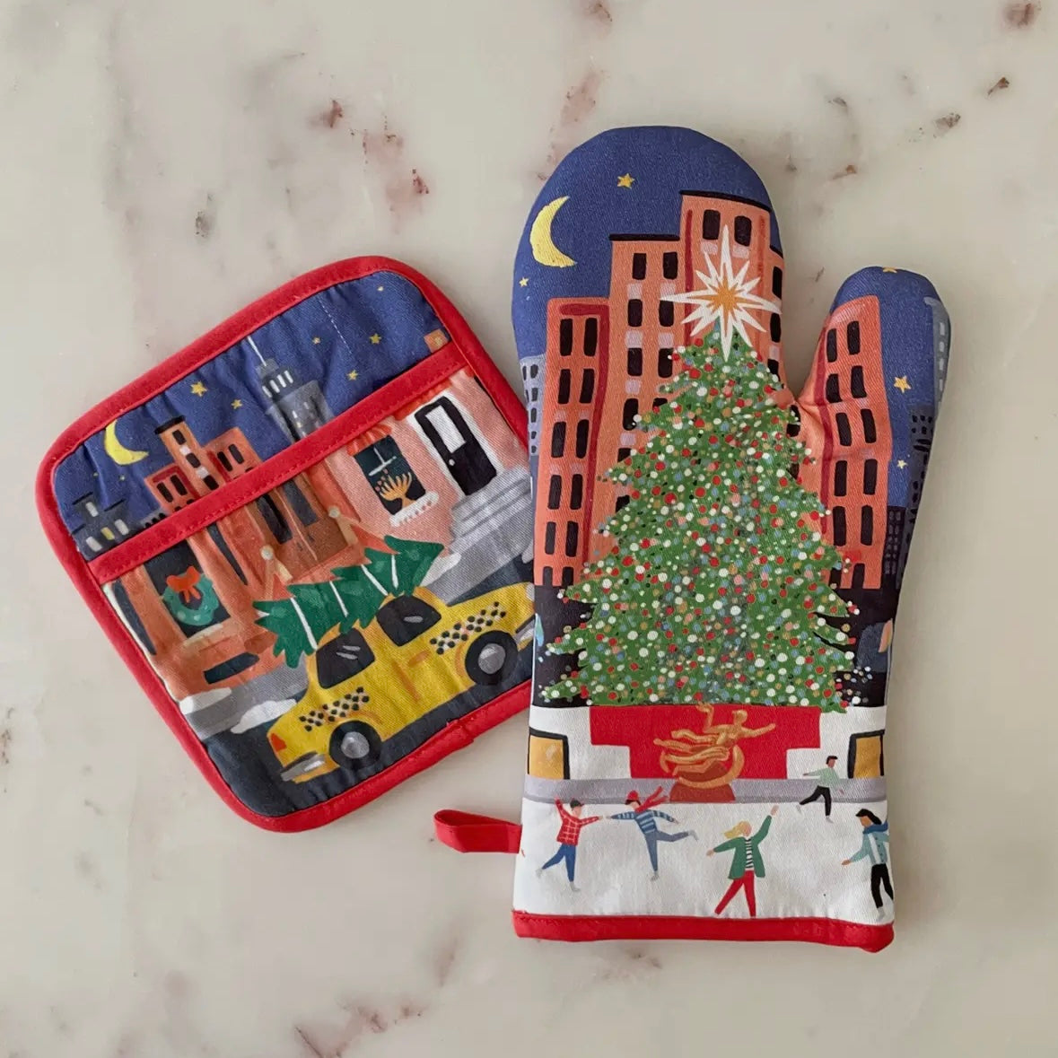 Rockefeller Christmas Tree Oven Mitt + Pot Holder Set