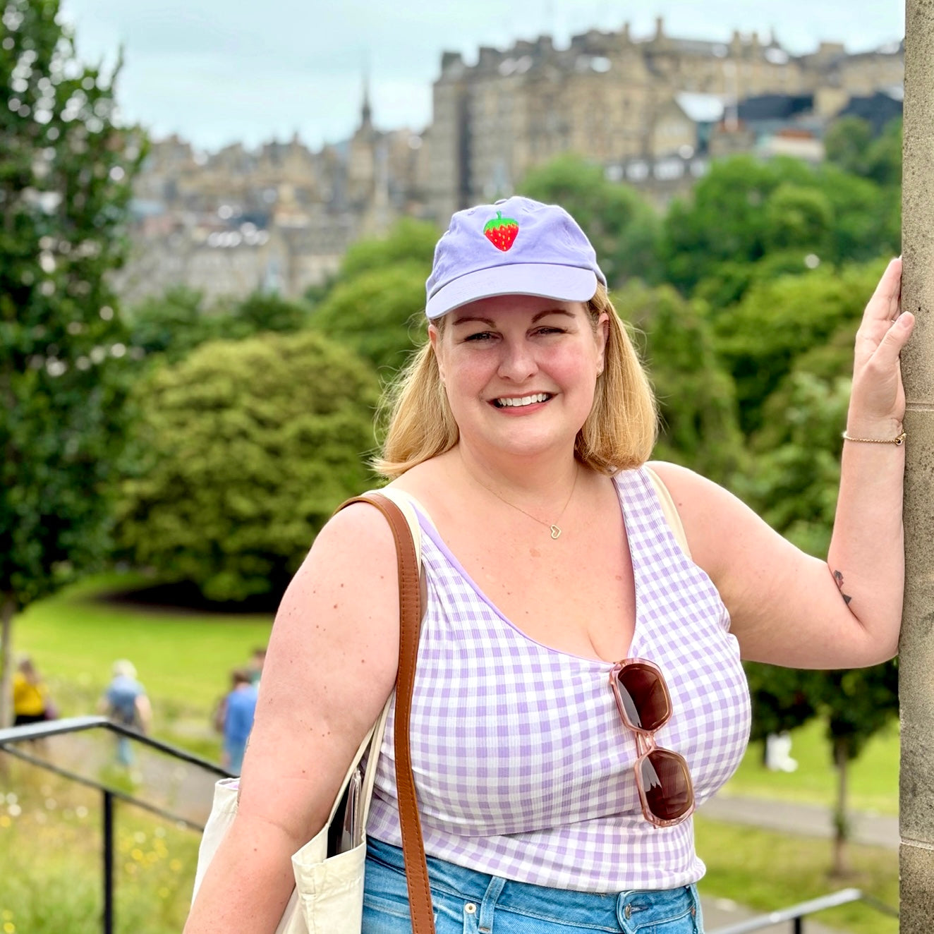 Plus Size Reversible Crop Top: Gingham / Purple