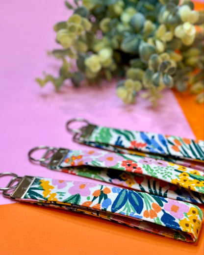 Wristlet Keychain: Bright Blooms