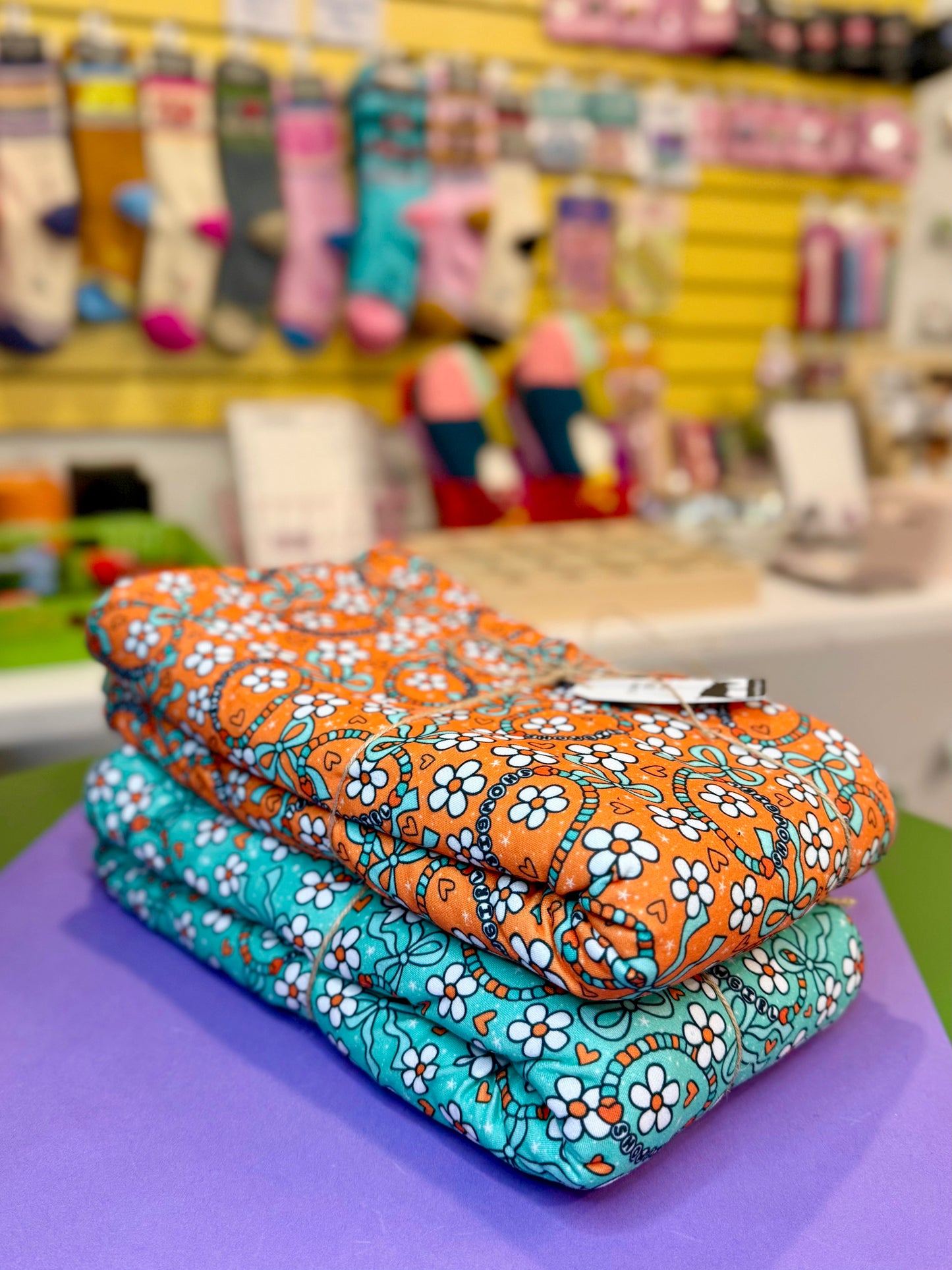 Taylor Swift Showgirl Friendship Bracelets Blanket (Orange)