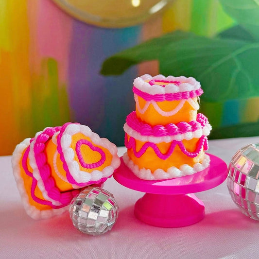 Cake Clicker Fidget (Barbie Girl)