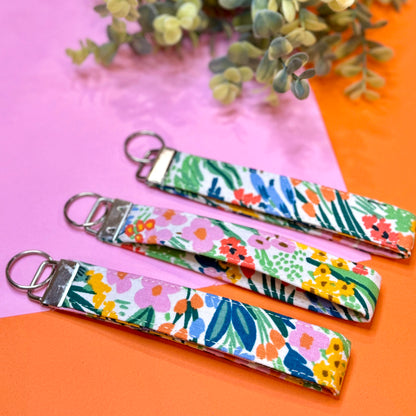 Wristlet Keychain: Bright Blooms