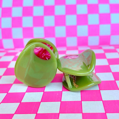 Stuffed Olive Mini Hair Claw