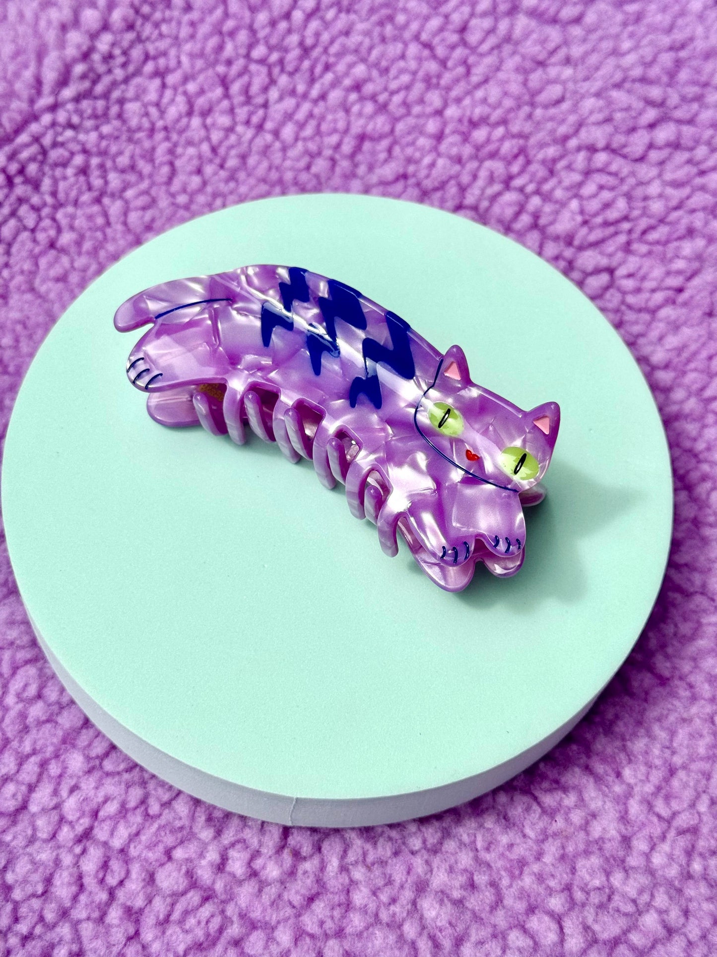 Purple Tabby Cat Hair Claw (Medium)