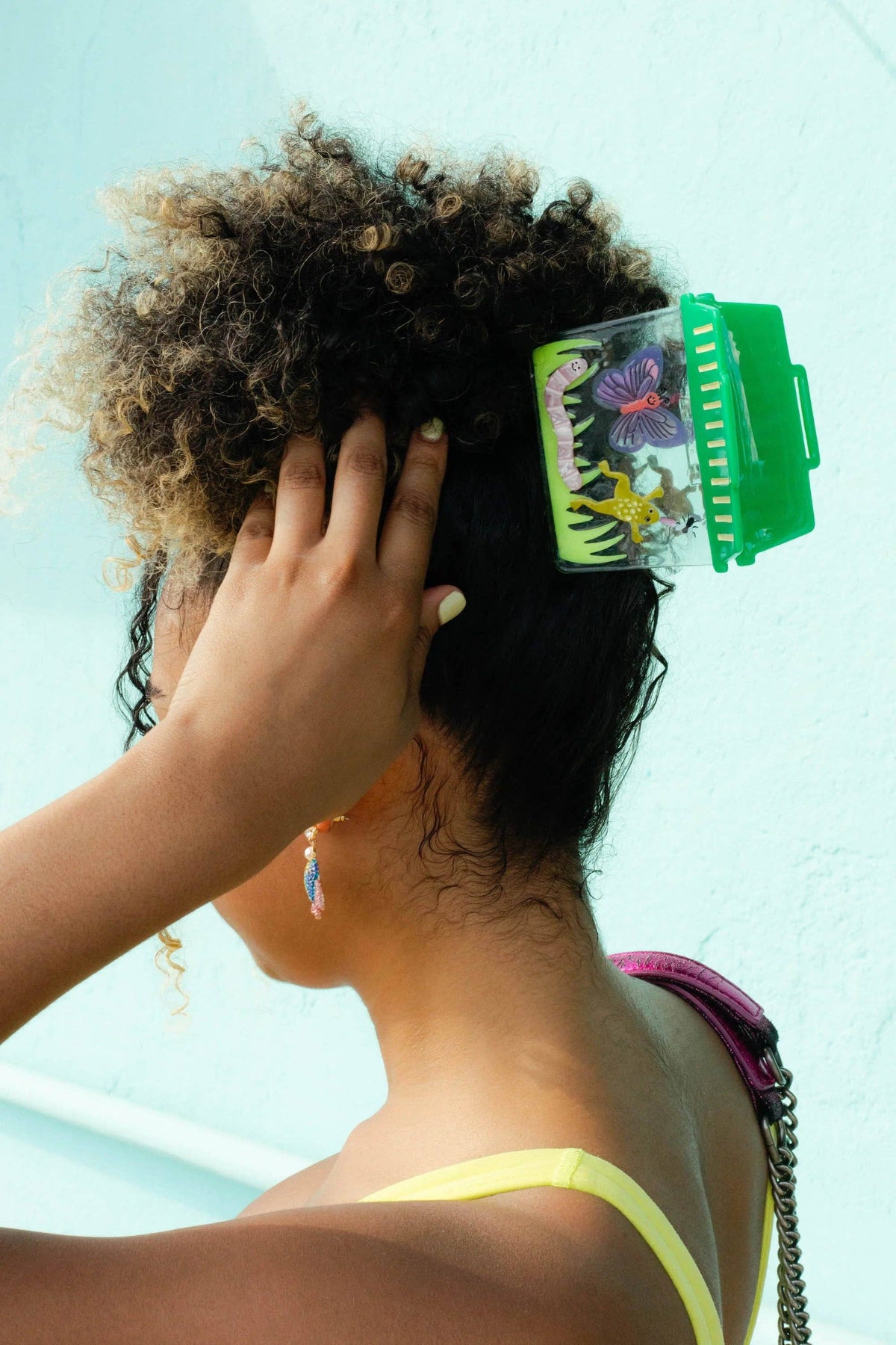Bug Box Hair Claw