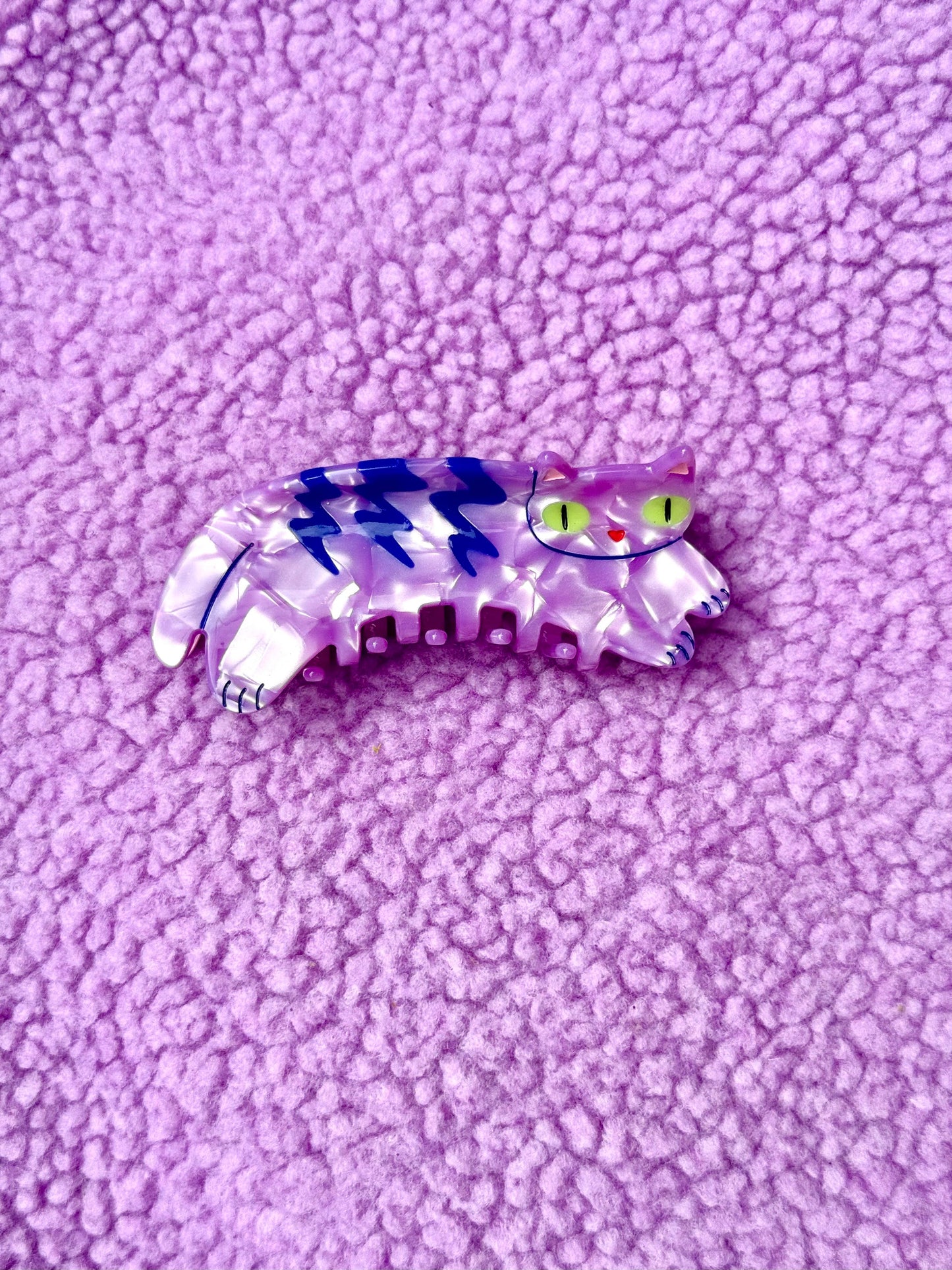 Purple Tabby Cat Hair Claw (Medium)
