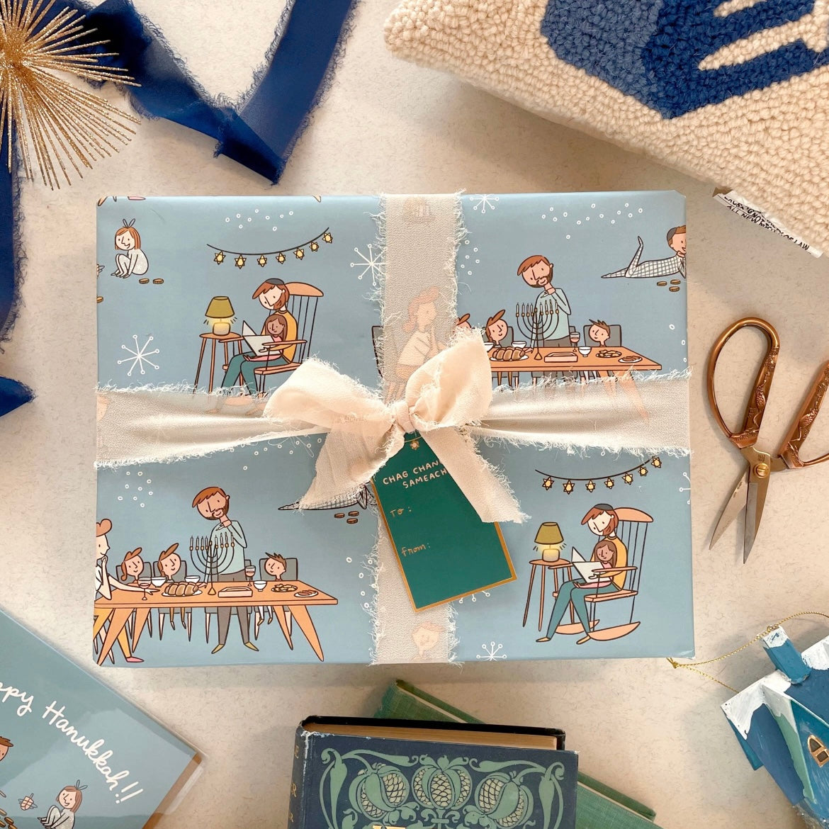 Gift Wrap: Hanukkah Family